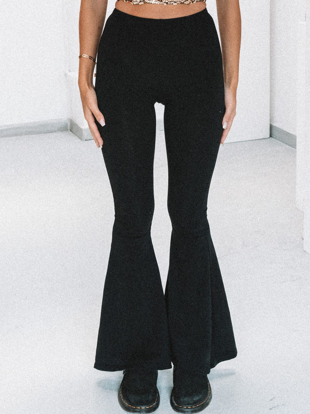 DAHLIA HIGH WAISTED FLARES - BLACK - Her Pony